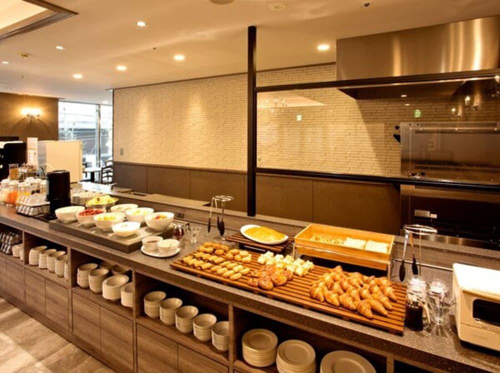 Natural Hot Spring Yaoji Hakata Hotel 3*
