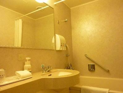 ホテル 八百治博多ホテル 3*